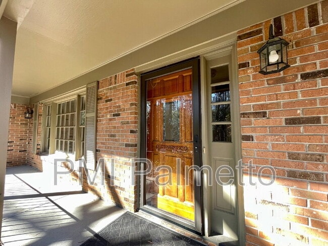 Building Photo - 136 Lacaya Rd