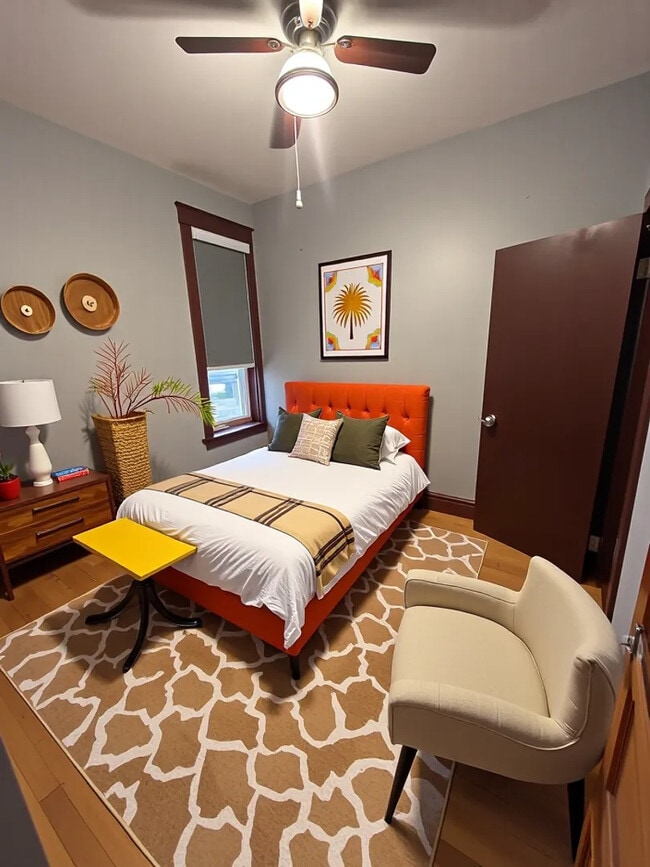 Building Photo - 3530 N Elston Ave