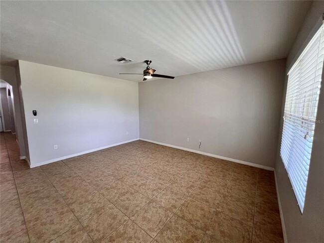 Building Photo - 25524 Lambert Ln