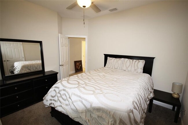 Building Photo - 1073 Cavan Dr