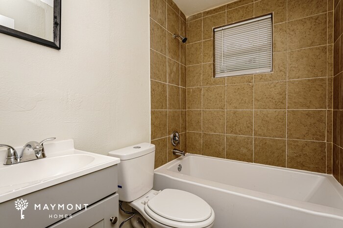 Building Photo - 1420 Alabama Ave