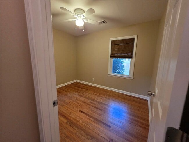 Building Photo - 516 Monroe Hwy