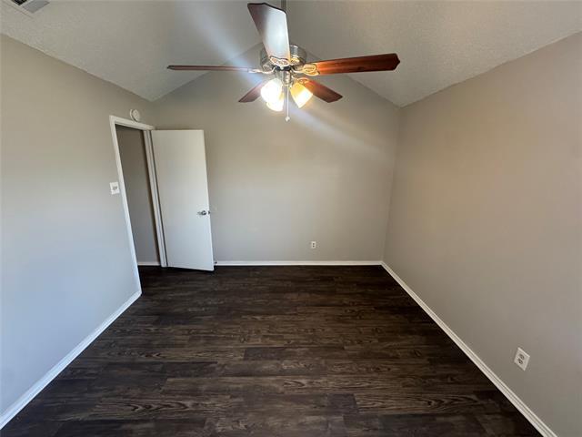 Building Photo - 726 Bluebonnet Dr