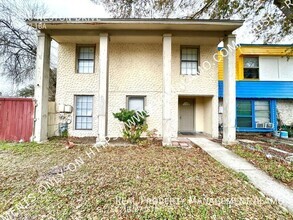 Building Photo - AVAILABLE NOW! Two-Story 5 Bedroom/ 2.5 Ba...