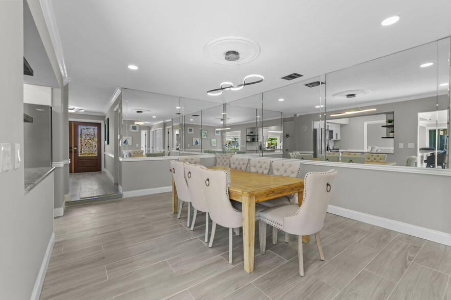 Building Photo - 3921 Americana Dr