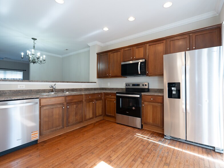 Building Photo - 14136 Winford Ln