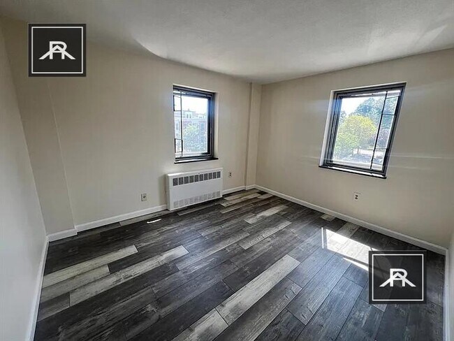 Building Photo - 1 bedroom in Belmont MA 02478