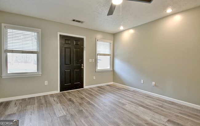 Building Photo - 15 Chestlehurst Way