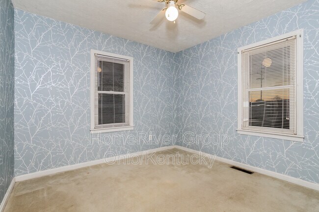 Building Photo - 3418 Vannest Ave