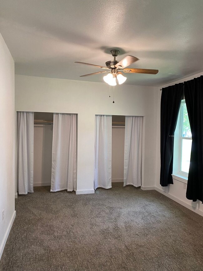 Building Photo - Newly Remodeled Single Family Home in Reardan, WA! Available Now!