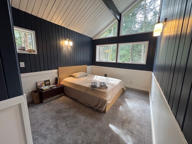 Building Photo - 10215 SW 116th St