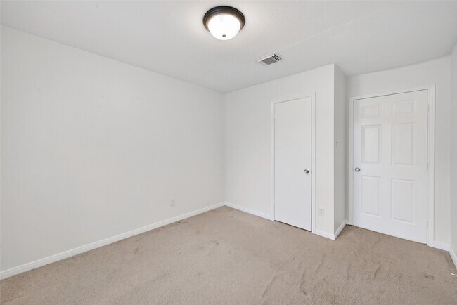 Building Photo - 12818 Westella Dr
