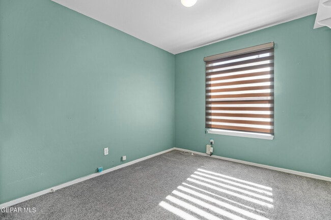 Building Photo - 2404 Escape Point St