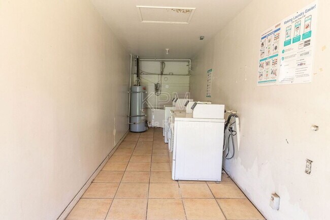 Building Photo - 10400 Lower Sacramento Rd