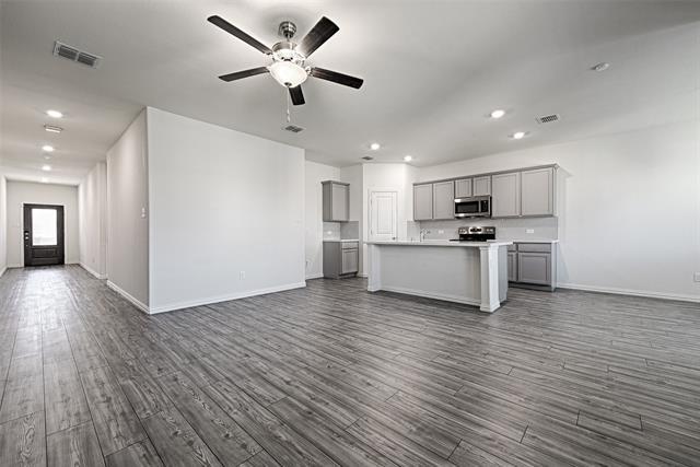 Building Photo - 5513 Brahma Trail