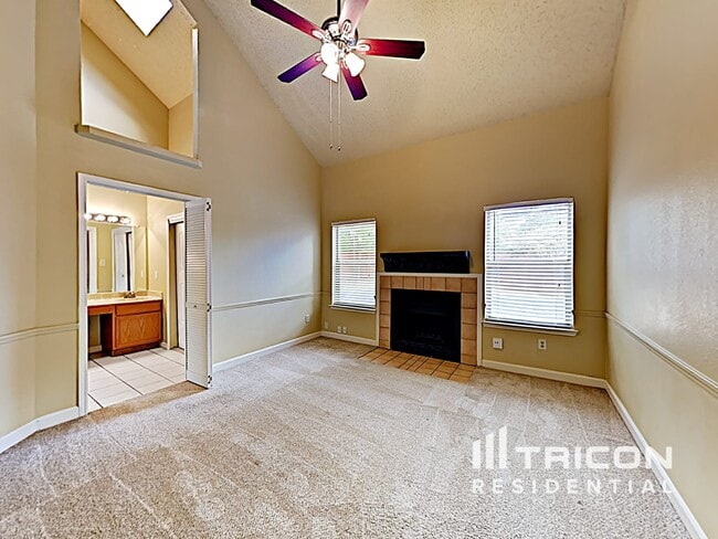 Building Photo - 6901 Driffield Cir