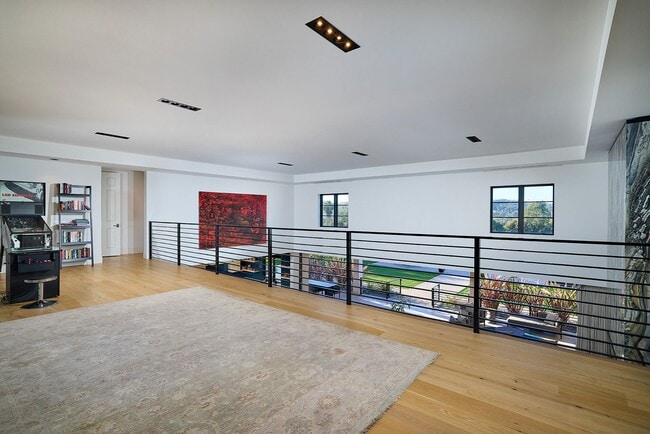 Building Photo - 4773 El Mirlo