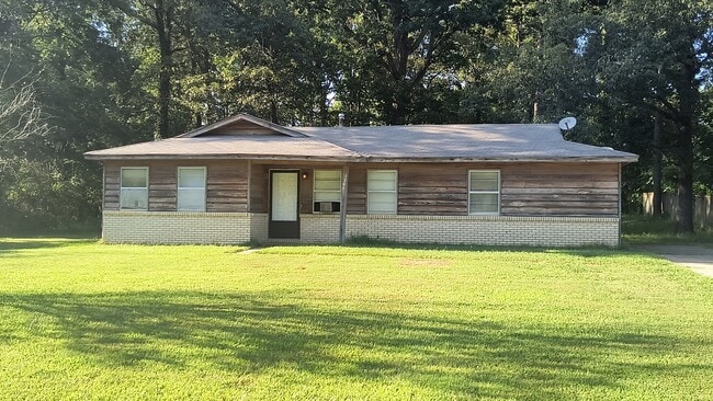 Building Photo - 1205 Ruby Dr