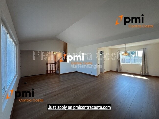 Building Photo - 2850 St Denis Dr