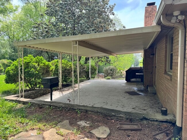 Building Photo - Nice 4BR Home in Perfect Location