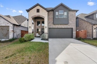 Building Photo - 3904 Ford Dr