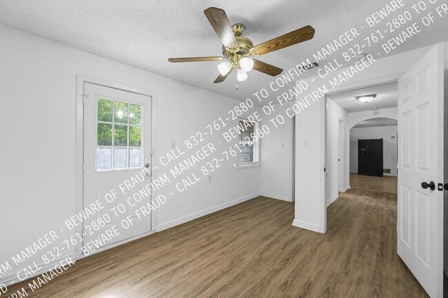 Building Photo - 2346 February Ln