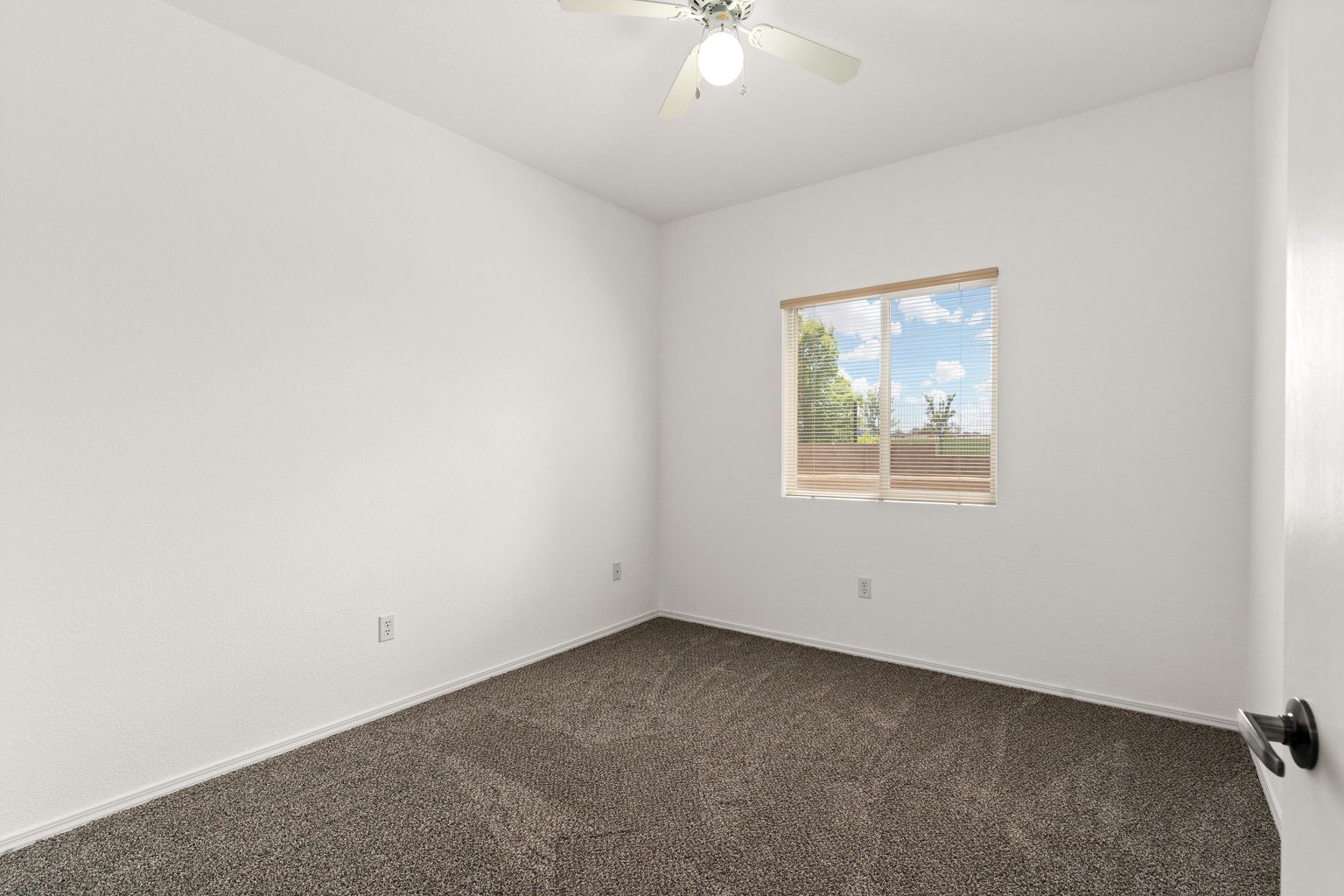 2nd BR - 6800 Vista del Norte Rd NE