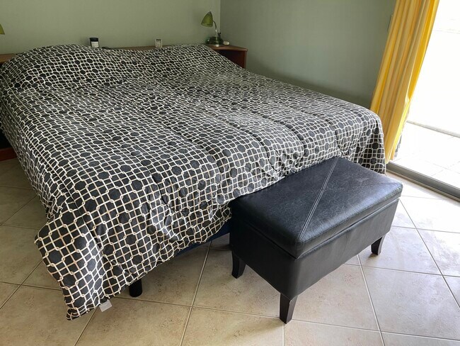 Building Photo - 27 Mansfield A