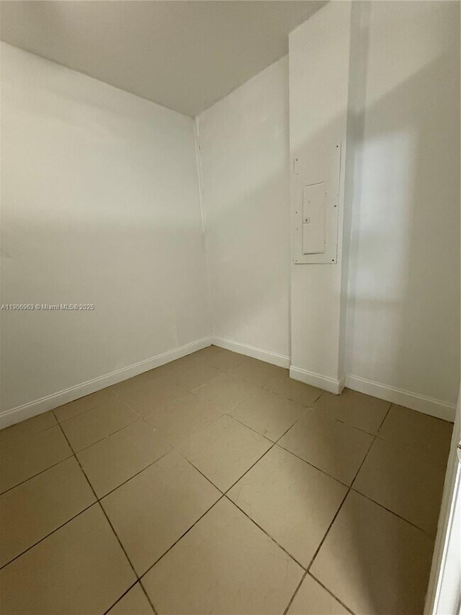 Building Photo - 23160 SW 113 Passage