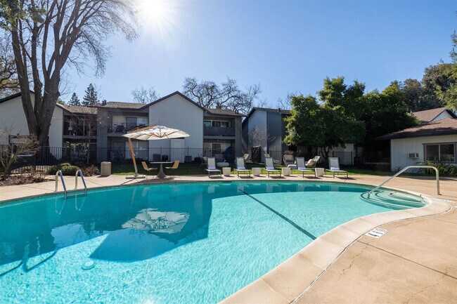Building Photo - Danville Park Apartments