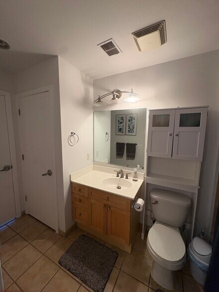 Building Photo - 2120 Vermont Ave NW