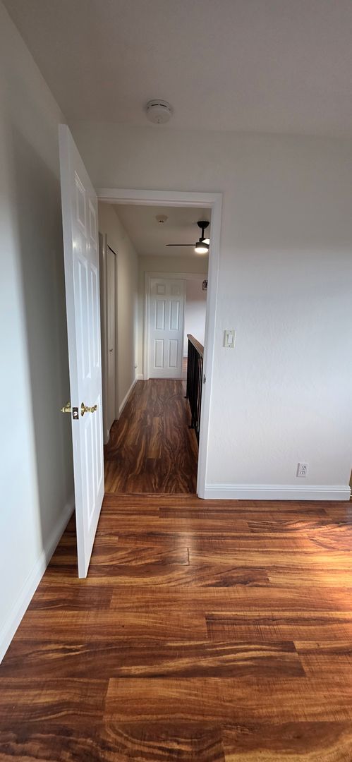 Building Photo - Fabulous Moraga 4bd+den/3ba Property with Stunning Views & Pool/Spa