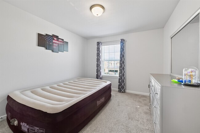 Building Photo - 18619 Greenwood Mdw Trl