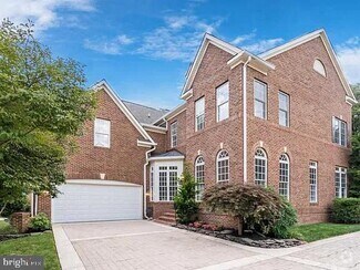 Building Photo - 2164 Harithy Dr