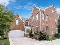 Building Photo - 2164 Harithy Dr