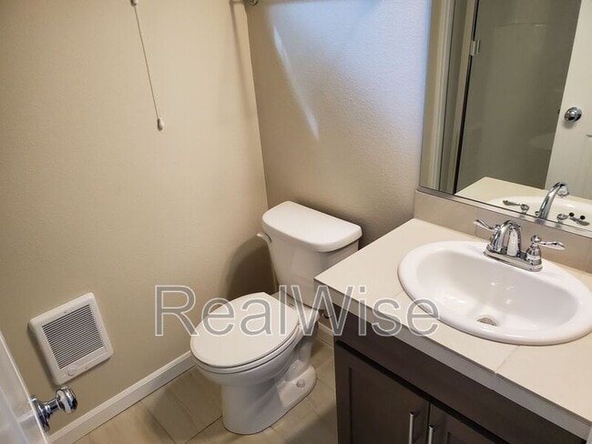 Building Photo - 16589 SW Blanton St