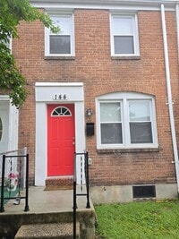 Building Photo - Beautiful 2BR 1BT town home located in Dundalk.