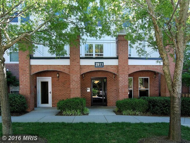 Building Photo - 2911 Deer Hollow Way