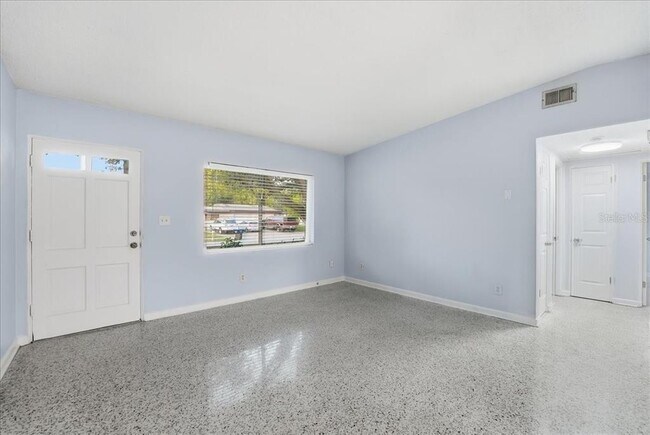 Building Photo - 1418 Beatrice Dr