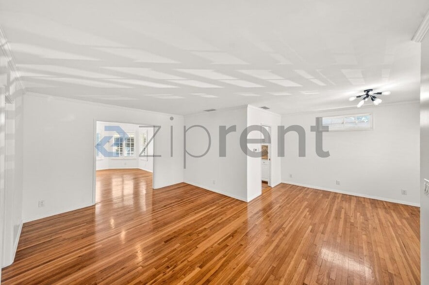 Building Photo - 1020 Felbar Ave