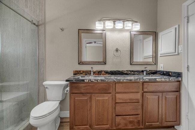 Building Photo - "Fantastic 3-Bedroom, 2 Bath Home in Prime...