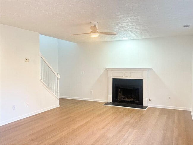 Building Photo - 3501 Bogan Mill Rd NE