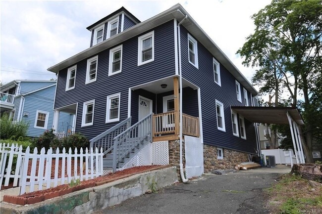Building Photo - 6 Catherine St
