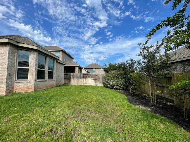 Building Photo - 308 Tangle Birch Ct
