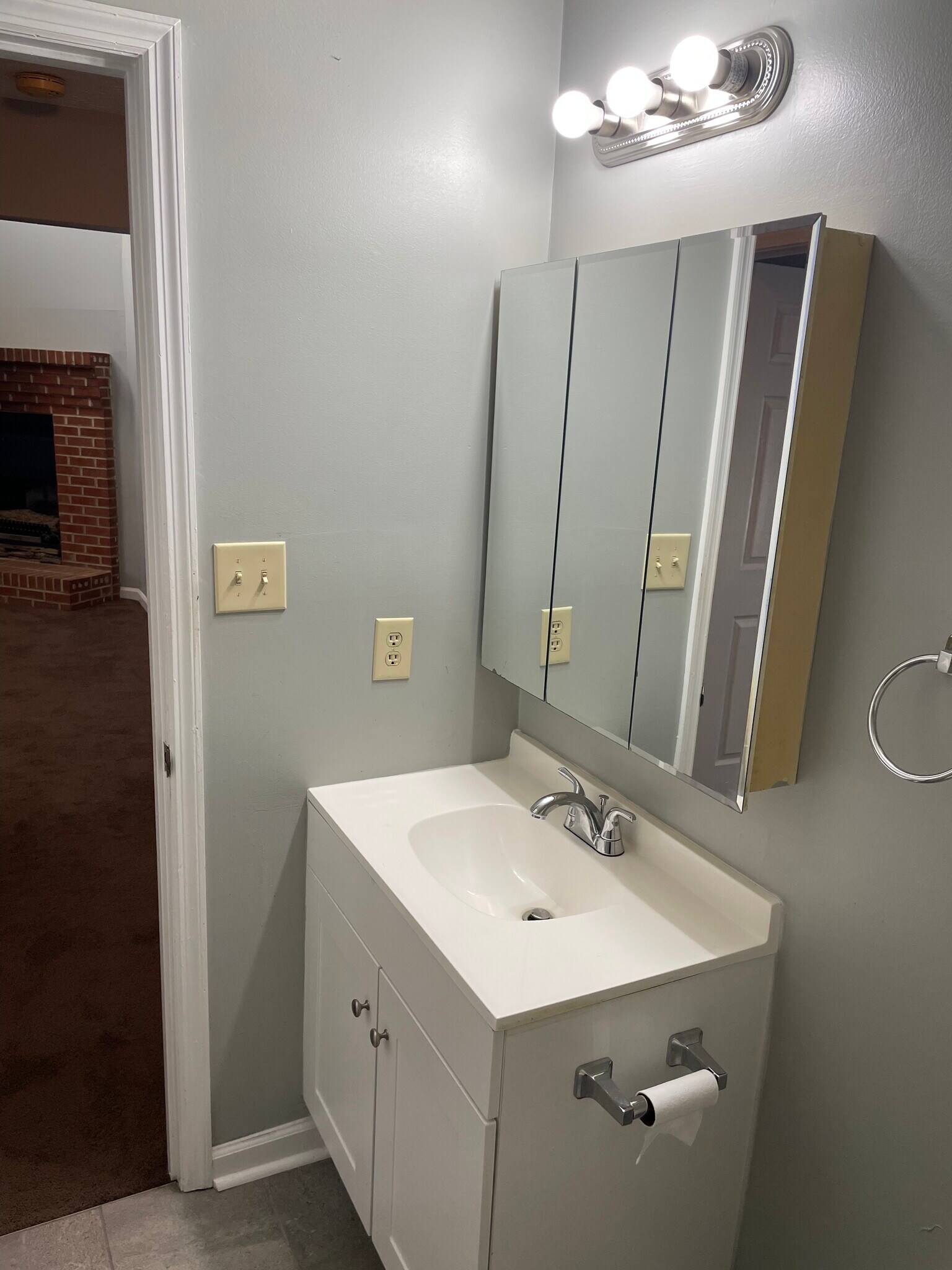 Building Photo - 292 Timothy Rd