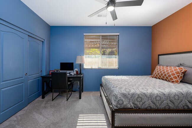 Building Photo - 2090 Savanna Way