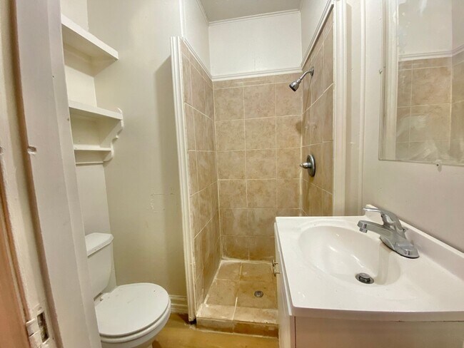 Building Photo - 2220 15th St