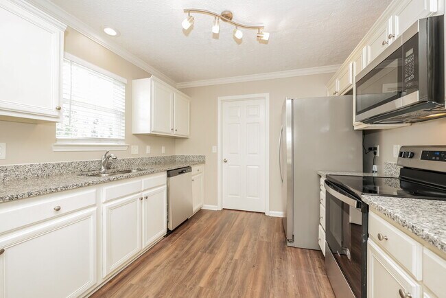 Building Photo - 5100 Brookstone Ct