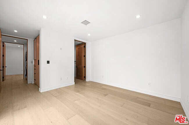 Building Photo - 8911-8911 W 24th St