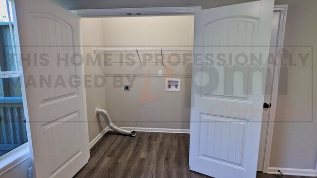 Building Photo - 107 Smithson Ln